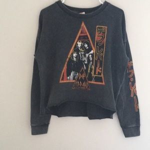 NWT Def Leopard Junk Food cropped sweatshirt M